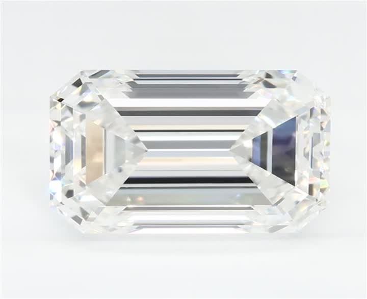2.51 CT Emerald Lab-Grown Diamond Surrey Vancouver Canada Langley Burnaby Richmond