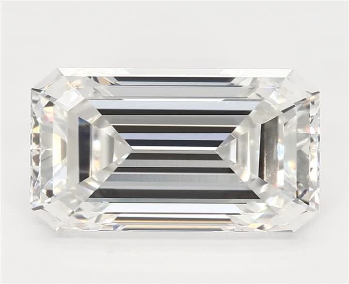 2.03 CT Emerald Lab-Grown Diamond Surrey Vancouver Canada Langley Burnaby Richmond