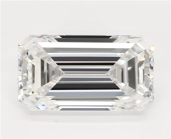 2.07 CT Emerald Lab-Grown Diamond Surrey Vancouver Canada Langley Burnaby Richmond