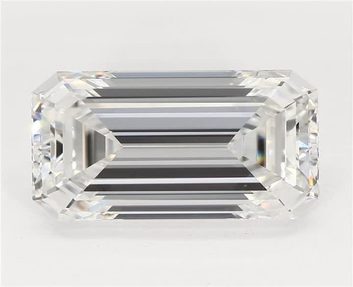 2.01 CT Emerald Lab-Grown Diamond Surrey Vancouver Canada Langley Burnaby Richmond
