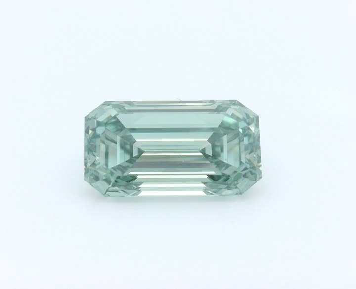 4.67 CT Emerald Lab-Grown Diamond Surrey Vancouver Canada Langley Burnaby Richmond