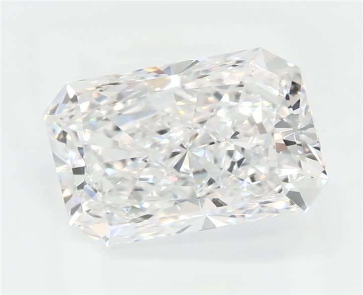 1.89 CT Radiant Lab-Grown Diamond Surrey Vancouver Canada Langley Burnaby Richmond