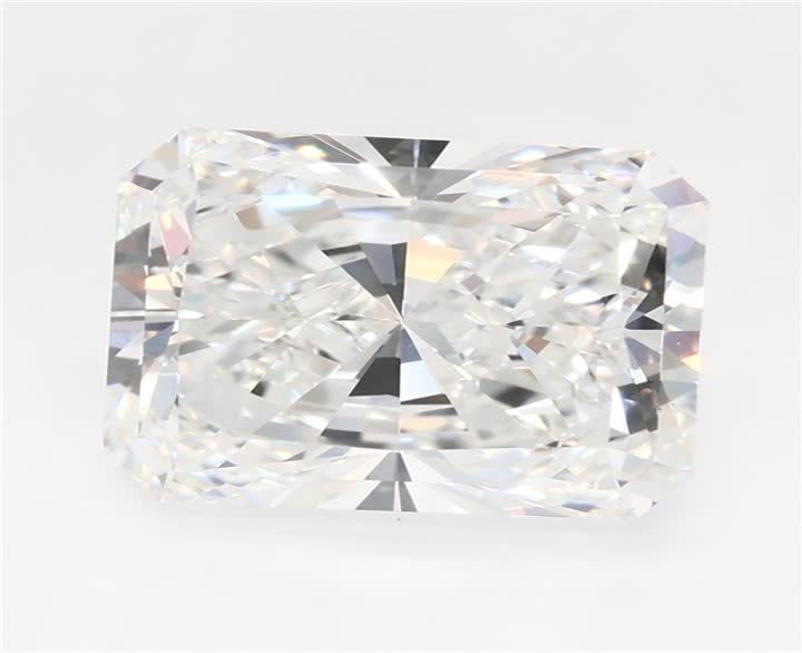 2.55 CT Radiant Lab-Grown Diamond Surrey Vancouver Canada Langley Burnaby Richmond