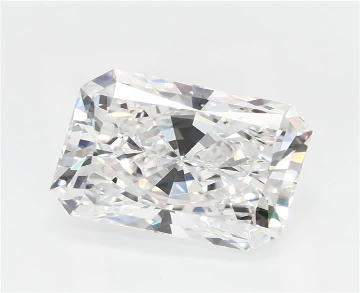 1.65 CT Radiant Lab-Grown Diamond Surrey Vancouver Canada Langley Burnaby Richmond