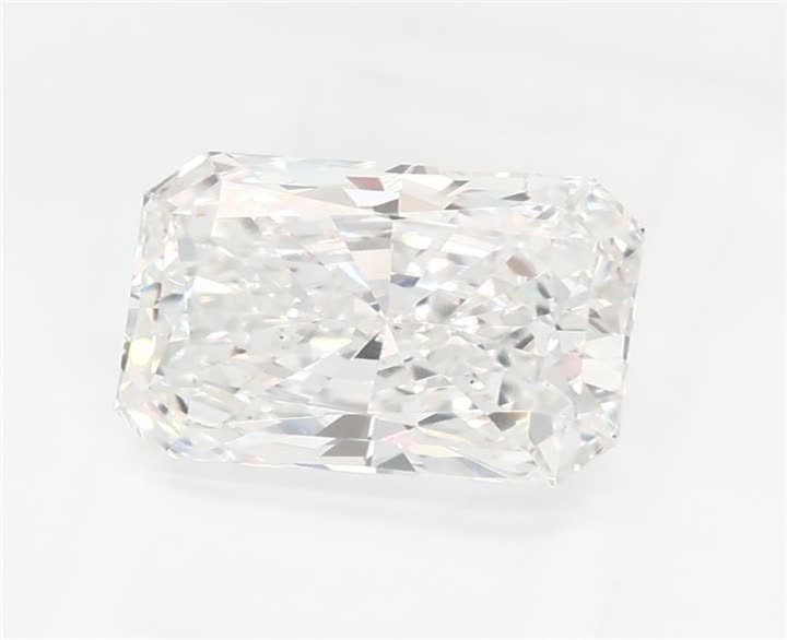1.36 CT Radiant Lab-Grown Diamond Surrey Vancouver Canada Langley Burnaby Richmond
