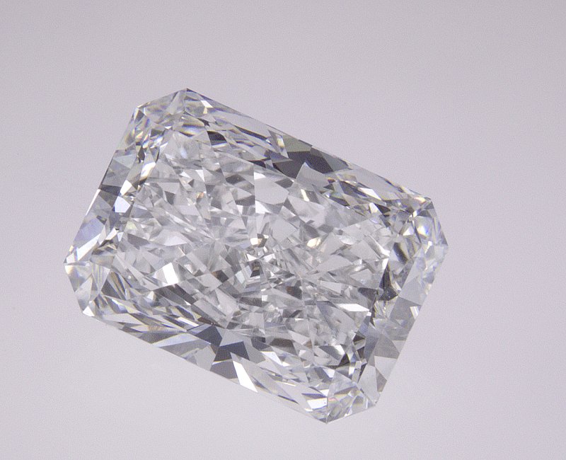 3.08 CT Radiant Lab-Grown Diamond Surrey Vancouver Canada Langley Burnaby Richmond