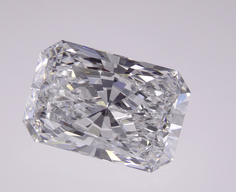 2.88 CT Radiant Lab-Grown Diamond Surrey Vancouver Canada Langley Burnaby Richmond