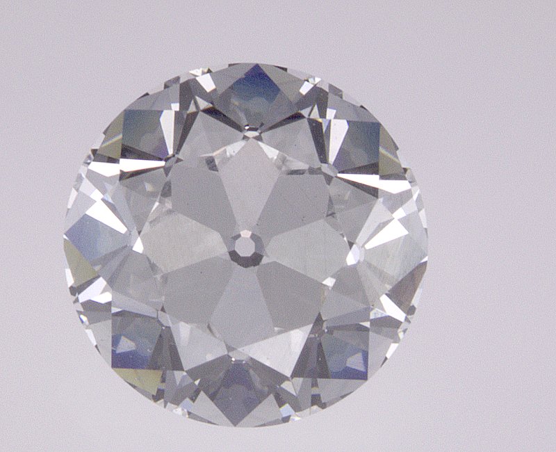 2.05 CT Round Lab-Grown Diamond Surrey Vancouver Canada Langley Burnaby Richmond
