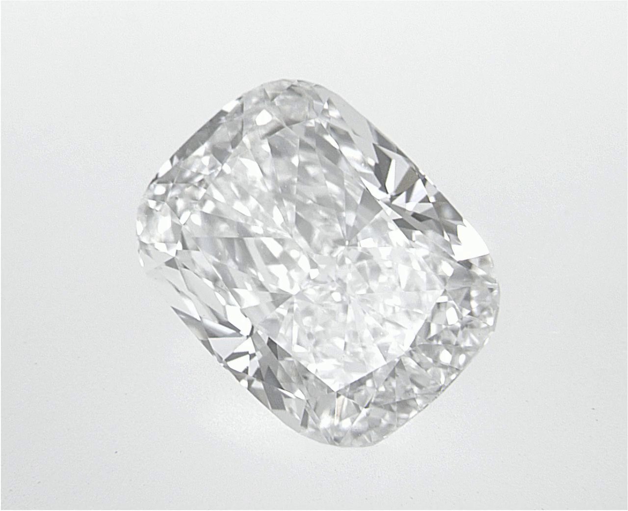 2.8 CT Elongatedcushion Lab-Grown Diamond Surrey Vancouver Canada Langley Burnaby Richmond