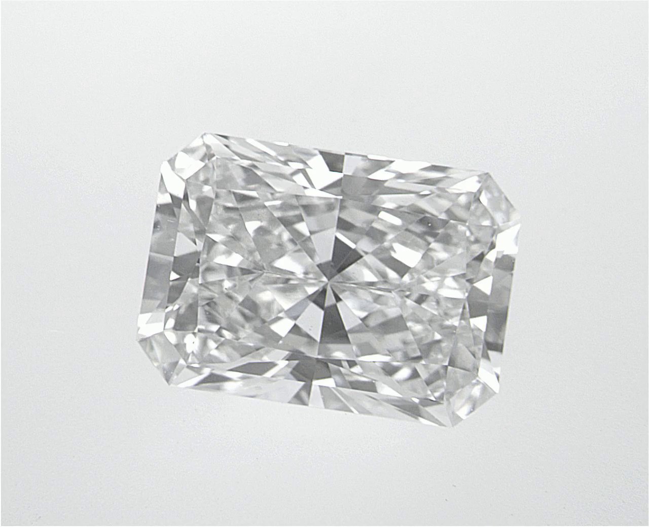 2.09 CT Radiant Lab-Grown Diamond Surrey Vancouver Canada Langley Burnaby Richmond