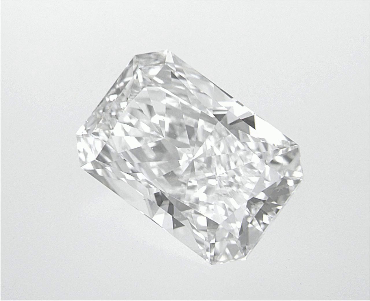 2.34 CT Radiant Lab-Grown Diamond Surrey Vancouver Canada Langley Burnaby Richmond