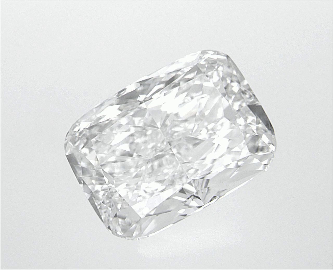 3 CT Elongatedcushion Lab-Grown Diamond Surrey Vancouver Canada Langley Burnaby Richmond