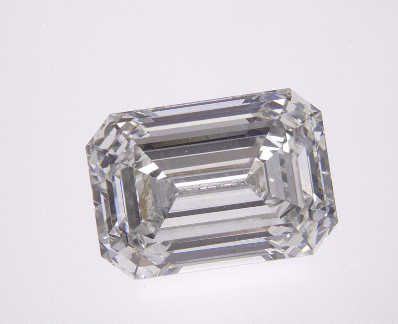 3.03 CT Emerald Lab-Grown Diamond Surrey Vancouver Canada Langley Burnaby Richmond