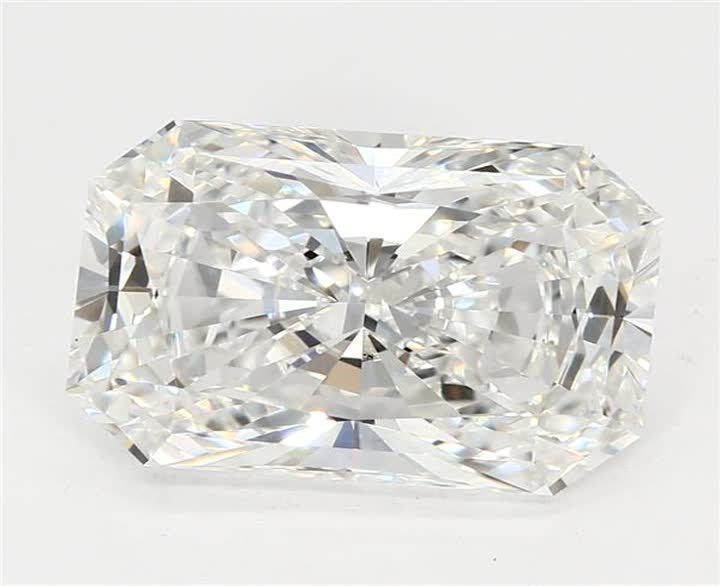 2.59 CT Radiant Lab-Grown Diamond Surrey Vancouver Canada Langley Burnaby Richmond