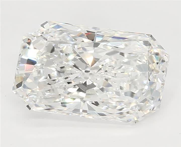 2.28 CT Radiant Lab-Grown Diamond Surrey Vancouver Canada Langley Burnaby Richmond