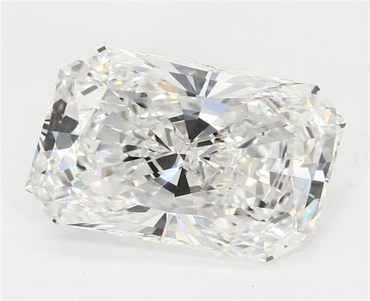 2.79 CT Radiant Lab-Grown Diamond Surrey Vancouver Canada Langley Burnaby Richmond