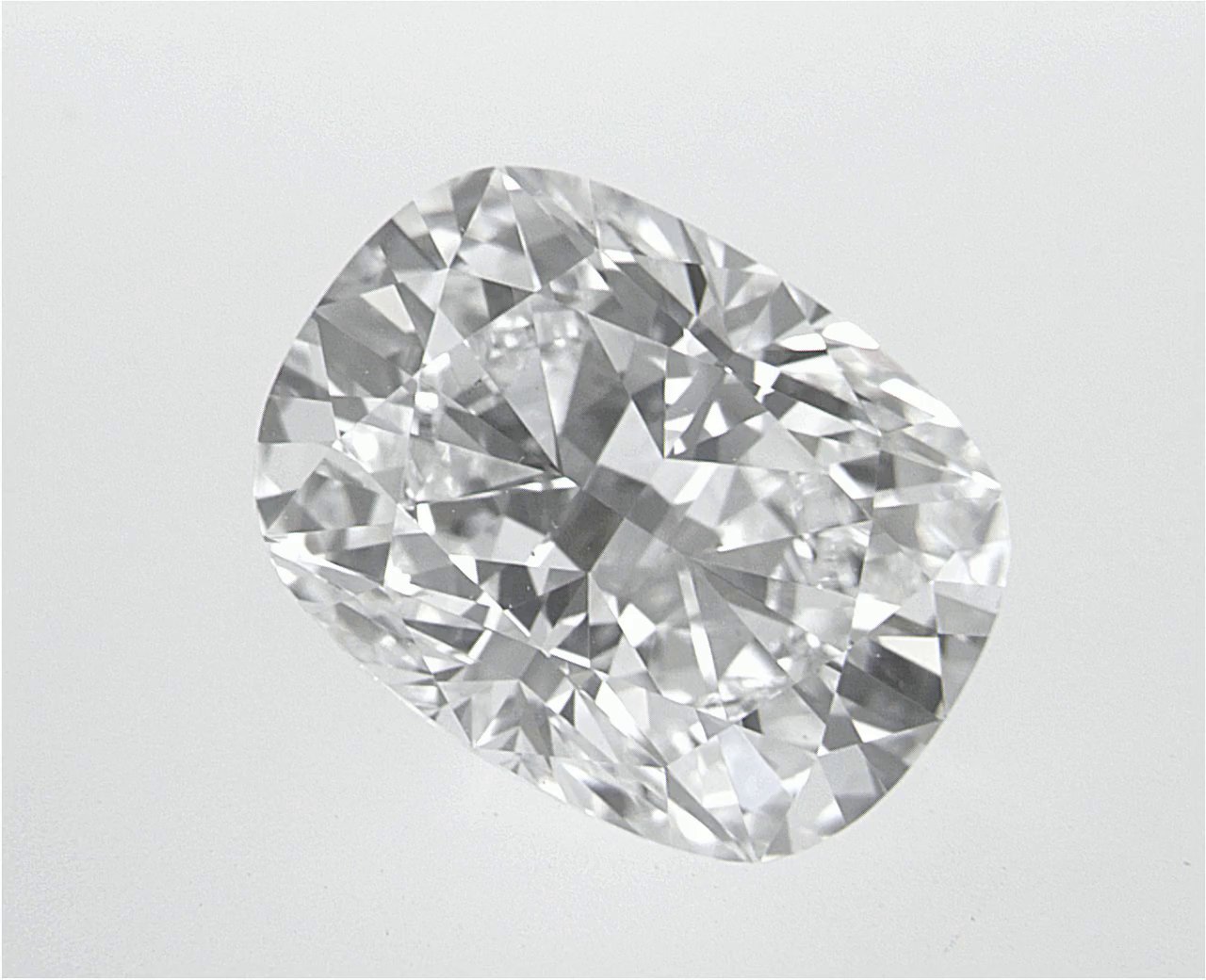 2.76 CT Elongatedcushion Lab-Grown Diamond Surrey Vancouver Canada Langley Burnaby Richmond