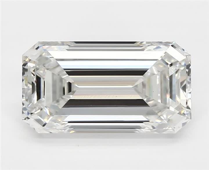 2.61 CT Emerald Lab-Grown Diamond Surrey Vancouver Canada Langley Burnaby Richmond