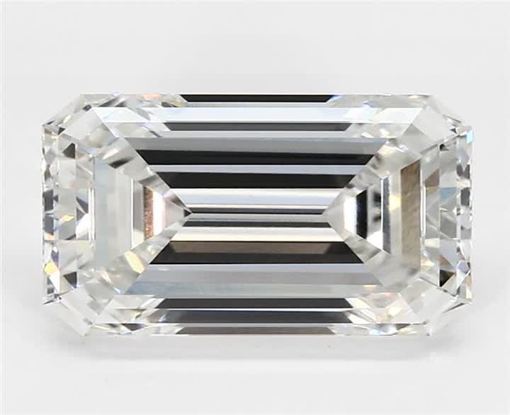 4.05 CT Emerald Lab-Grown Diamond Surrey Vancouver Canada Langley Burnaby Richmond