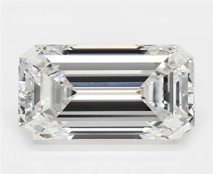 2.08 CT Emerald Lab-Grown Diamond Surrey Vancouver Canada Langley Burnaby Richmond