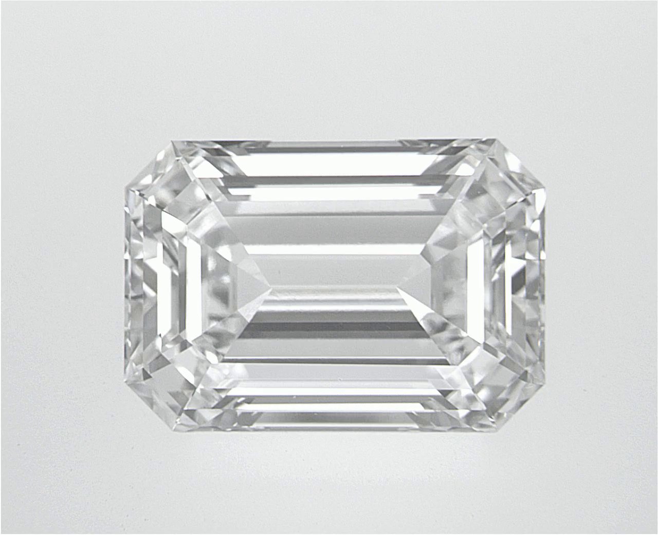 3.1 CT Emerald Lab-Grown Diamond Surrey Vancouver Canada Langley Burnaby Richmond