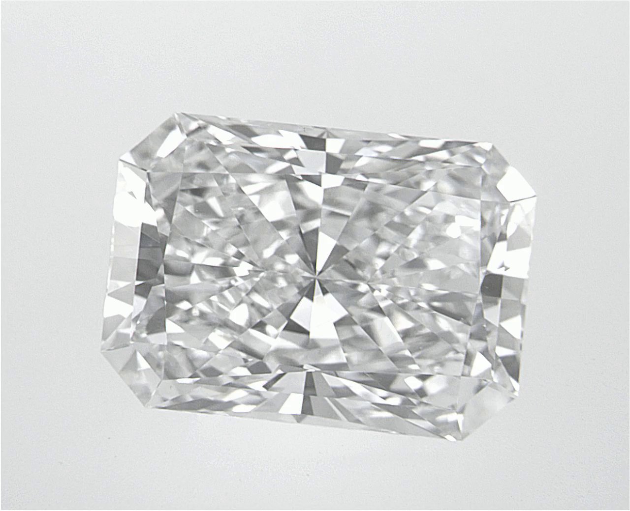 3.09 CT Radiant Lab-Grown Diamond Surrey Vancouver Canada Langley Burnaby Richmond