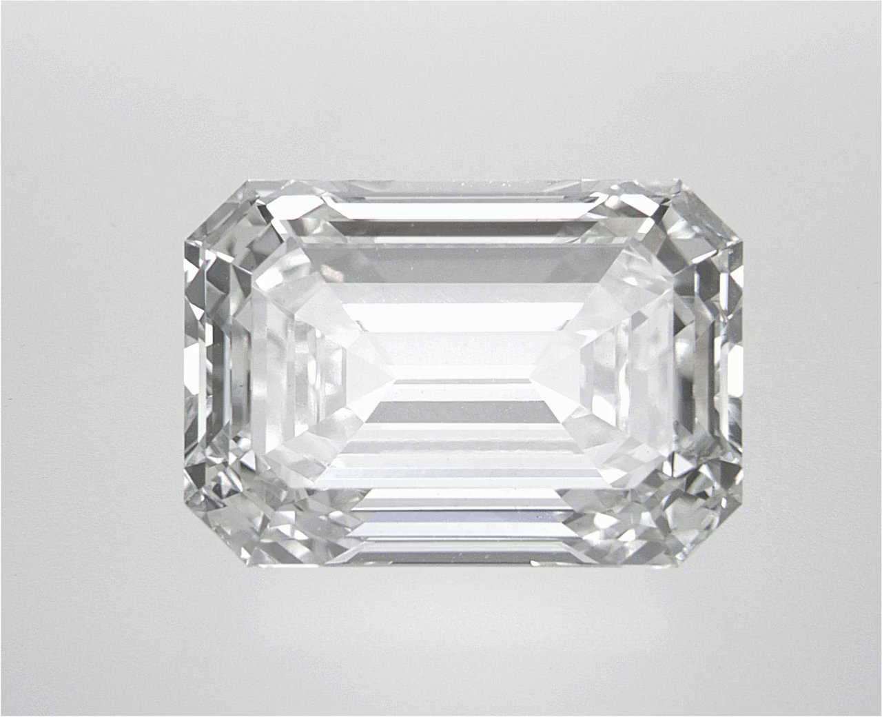 9.05 CT Emerald Lab-Grown Diamond Surrey Vancouver Canada Langley Burnaby Richmond