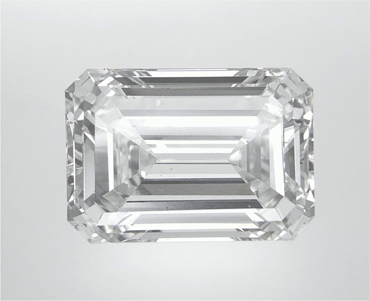 10 CT Emerald Lab-Grown Diamond Surrey Vancouver Canada Langley Burnaby Richmond