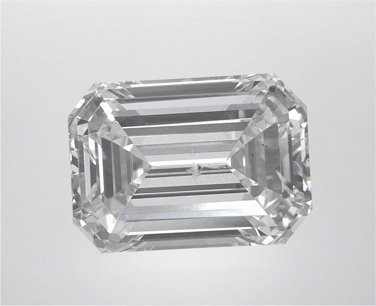 8.93 CT Emerald Lab-Grown Diamond Surrey Vancouver Canada Langley Burnaby Richmond