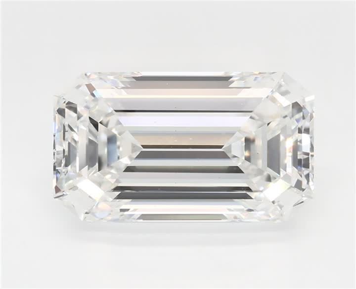 3.08 CT Emerald Lab-Grown Diamond Surrey Vancouver Canada Langley Burnaby Richmond