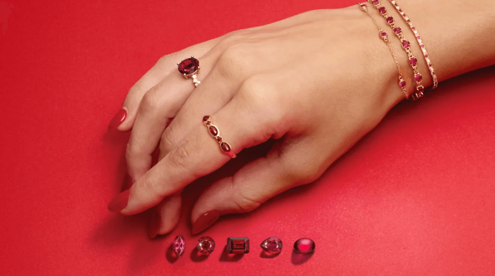 Signature Red: Stuller's Color of the Year