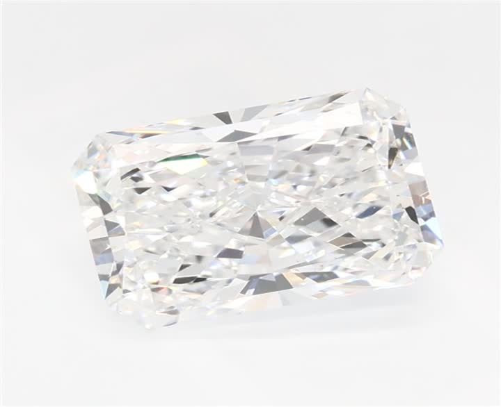 1.56 CT Radiant Lab-Grown Diamond Surrey Vancouver Canada Langley Burnaby Richmond