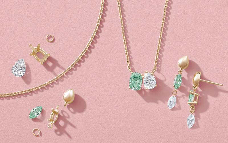 Toi-et-Moi-Style Jewelry