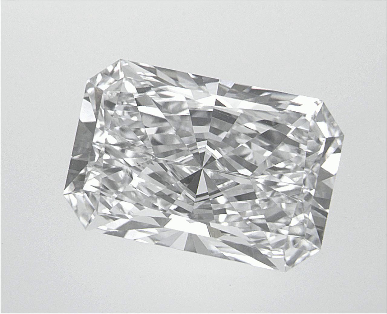 3.61 CT Radiant Lab-Grown Diamond Surrey Vancouver Canada Langley Burnaby Richmond