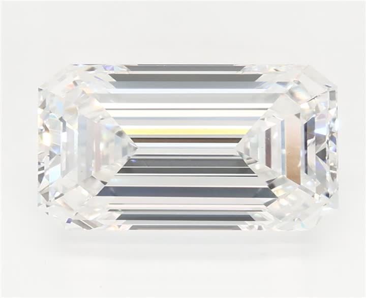 3.09 CT Emerald Lab-Grown Diamond Surrey Vancouver Canada Langley Burnaby Richmond