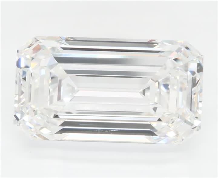 3.07 CT Emerald Lab-Grown Diamond Surrey Vancouver Canada Langley Burnaby Richmond