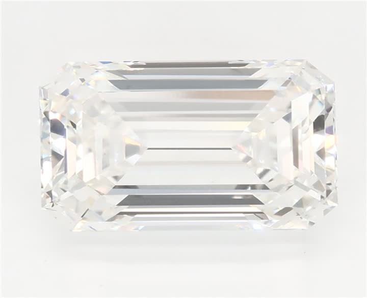 3.22 CT Emerald Lab-Grown Diamond Surrey Vancouver Canada Langley Burnaby Richmond