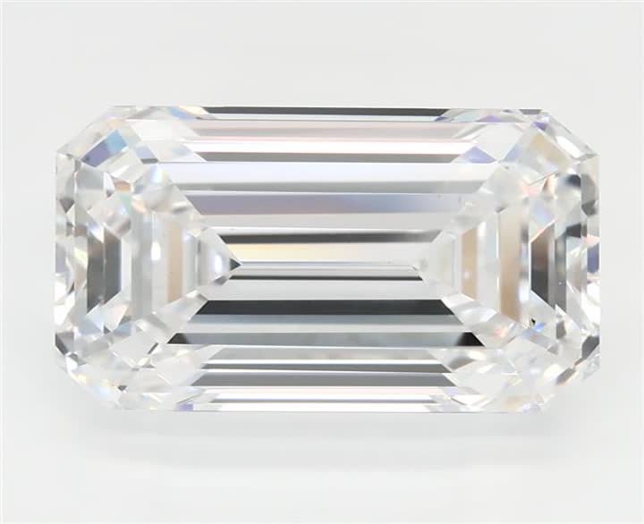 3.02 CT Emerald Lab-Grown Diamond Surrey Vancouver Canada Langley Burnaby Richmond