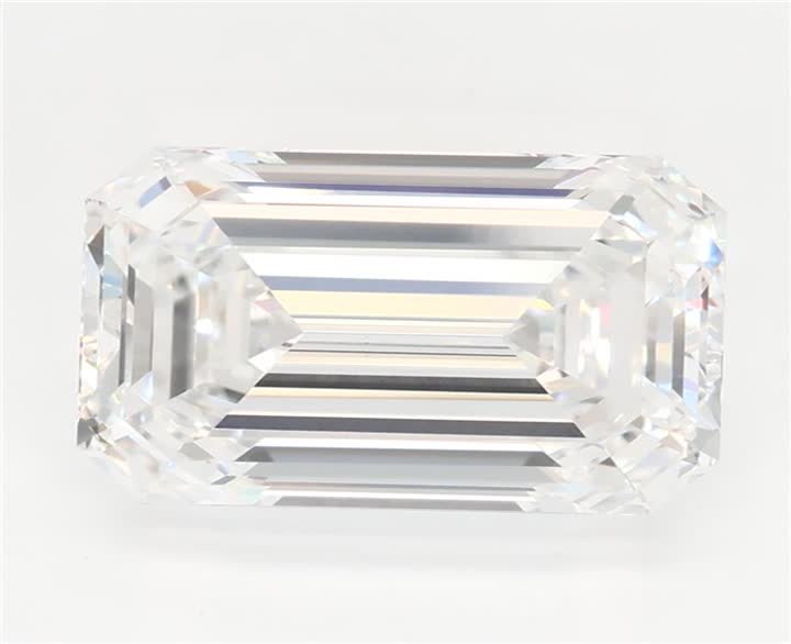 3.02 CT Emerald Lab-Grown Diamond Surrey Vancouver Canada Langley Burnaby Richmond