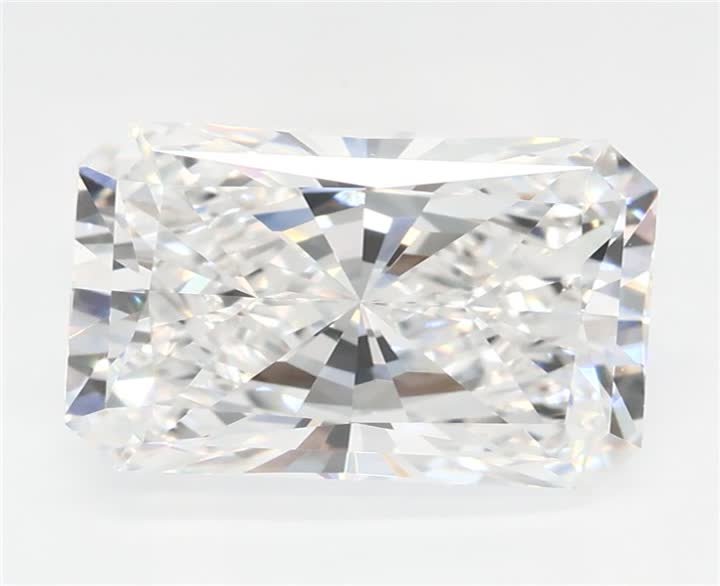 2.47 CT Radiant Lab-Grown Diamond Surrey Vancouver Canada Langley Burnaby Richmond