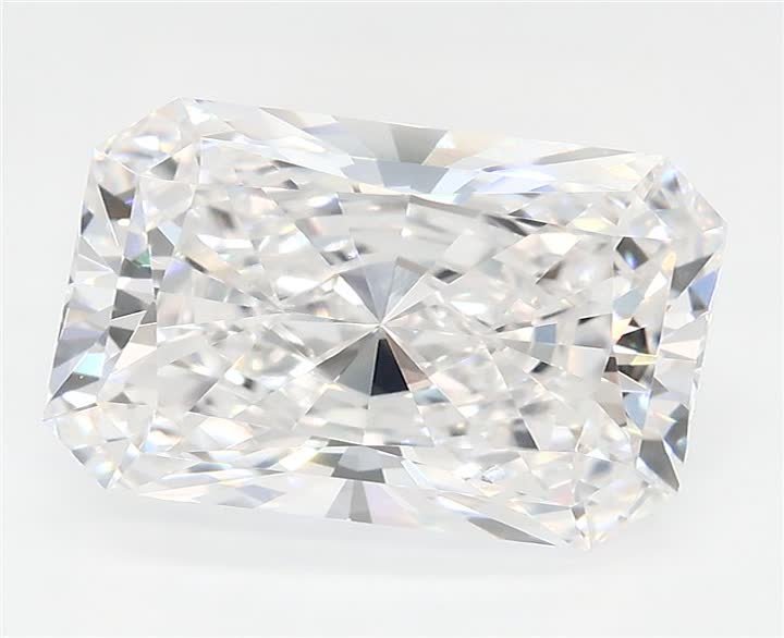 2.47 CT Radiant Lab-Grown Diamond Surrey Vancouver Canada Langley Burnaby Richmond