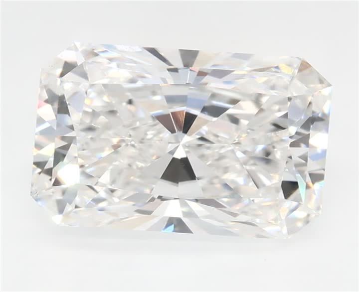 2.48 CT Radiant Lab-Grown Diamond Surrey Vancouver Canada Langley Burnaby Richmond