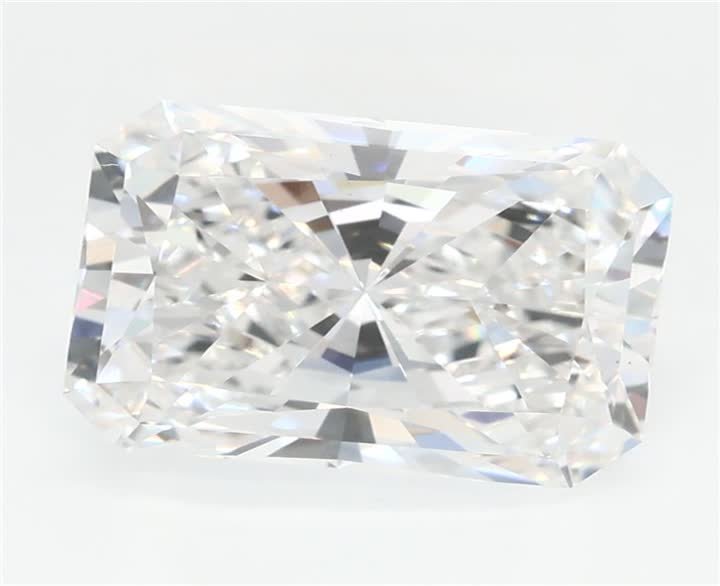 2.71 CT Radiant Lab-Grown Diamond Surrey Vancouver Canada Langley Burnaby Richmond