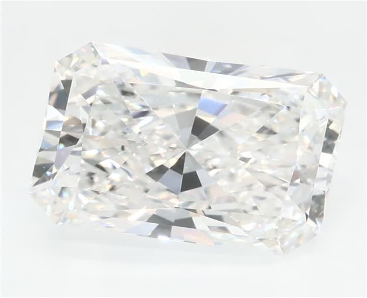 2.82 CT Radiant Lab-Grown Diamond Surrey Vancouver Canada Langley Burnaby Richmond