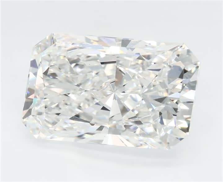 3.88 CT Radiant Lab-Grown Diamond Surrey Vancouver Canada Langley Burnaby Richmond