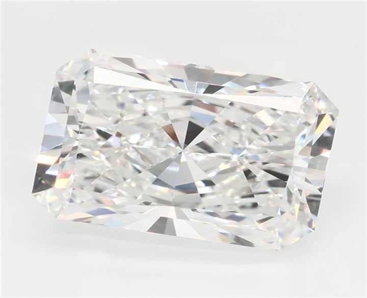 3.97 CT Radiant Lab-Grown Diamond Surrey Vancouver Canada Langley Burnaby Richmond