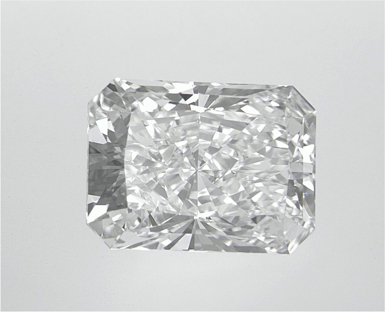 4.08 CT Radiant Lab-Grown Diamond Surrey Vancouver Canada Langley Burnaby Richmond