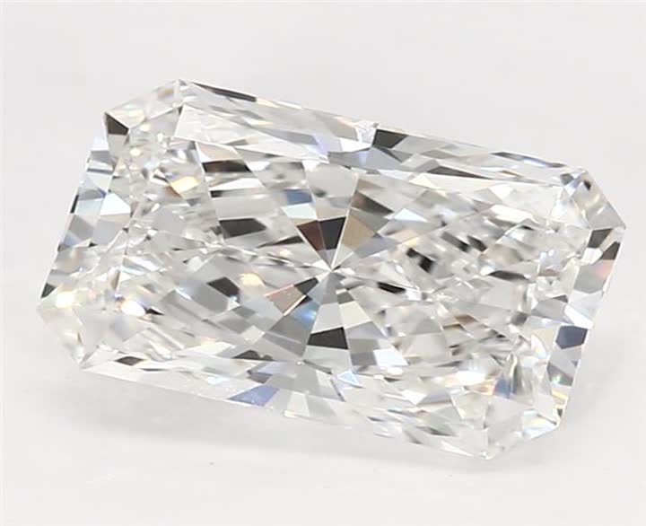 2.09 CT Radiant Lab-Grown Diamond Surrey Vancouver Canada Langley Burnaby Richmond