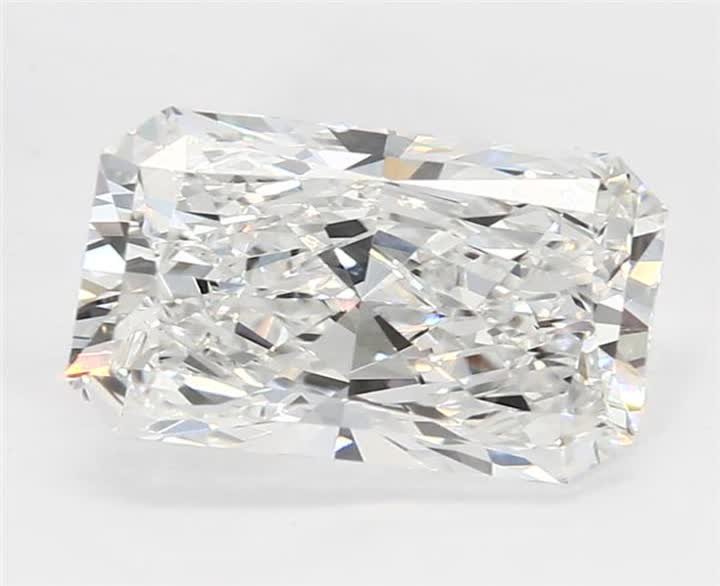 2.59 CT Radiant Lab-Grown Diamond Surrey Vancouver Canada Langley Burnaby Richmond