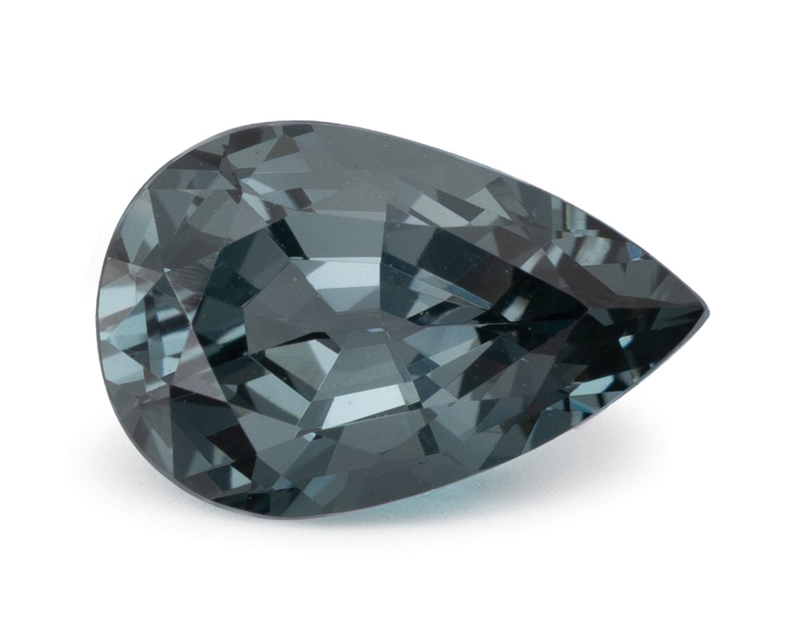 PEAR 2.95ct Natural Spinel